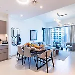 First Class 2Br In The Heart Of Downtown Dubai