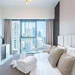 First Class 2Br In The Heart Of Downtown Dubai